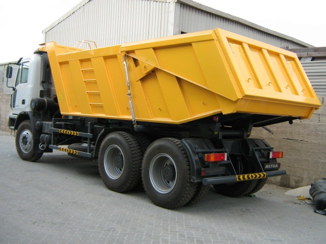 tipping semi trailers in uae